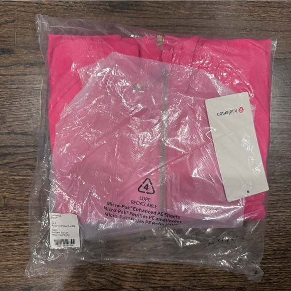 Lululemon scuba sweater - Picture 8 of 8